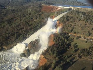 Niall McCarthy Discusses Oroville Dam Lawsuit with CBS13